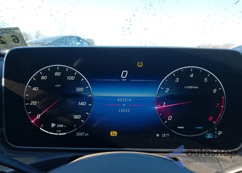 2023 Mercedes-Benz C 300 4Matic z USA, uszkodzony, nr VIN W1KAF4HB8PR131074